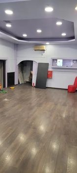 Office 52 sqm for rent