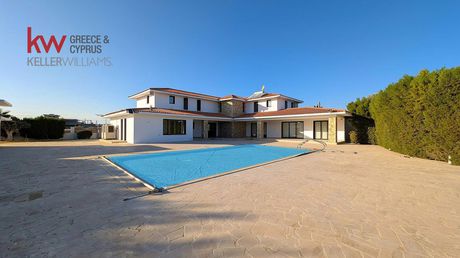 Βίλλα 470τ.μ. για πώληση-Δρομολαξιά