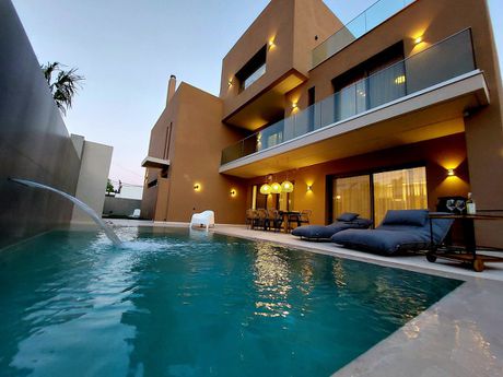 Βίλλα 357τ.μ. για πώληση-Βόλος