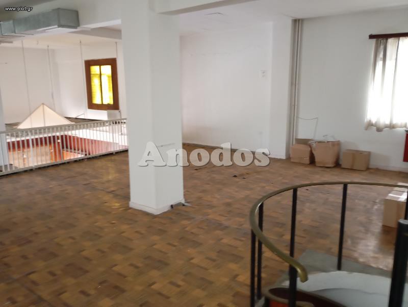 Κατάστημα 310 τ.μ. πρός ενοικίαση, Αθήνα - Νότια Προάστια, Παλαιό Φάληρο
