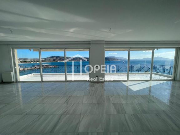 Apartment 180 sqm for rent, Athens - South, Vari - Varkiza
