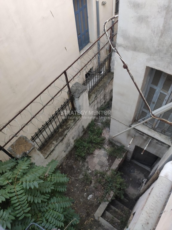 Επιχειρηματικό κτίριο 390 τ.μ. πρός πώληση, Αθήνα - Κέντρο, Αττική