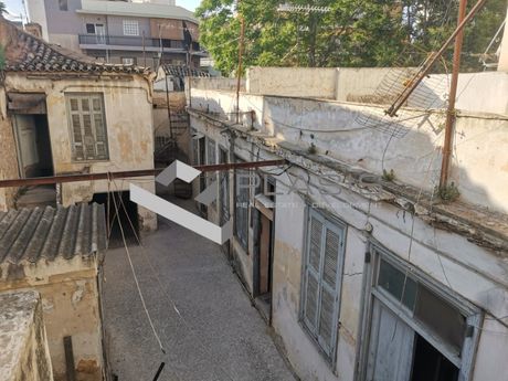 Business bulding 300sqm for sale-Kolonos - Kolokinthous