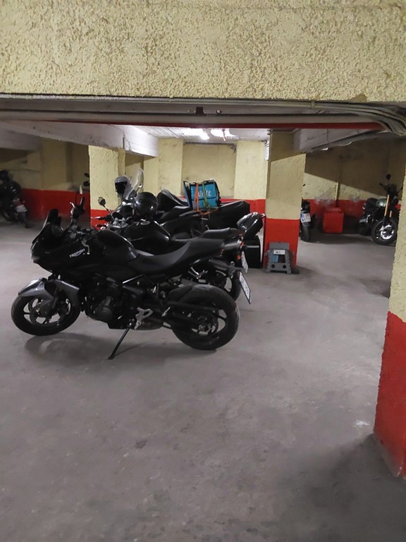 Parking 560 τ.μ. προς πώληση, Αθήνα - Κέντρο, Αττική