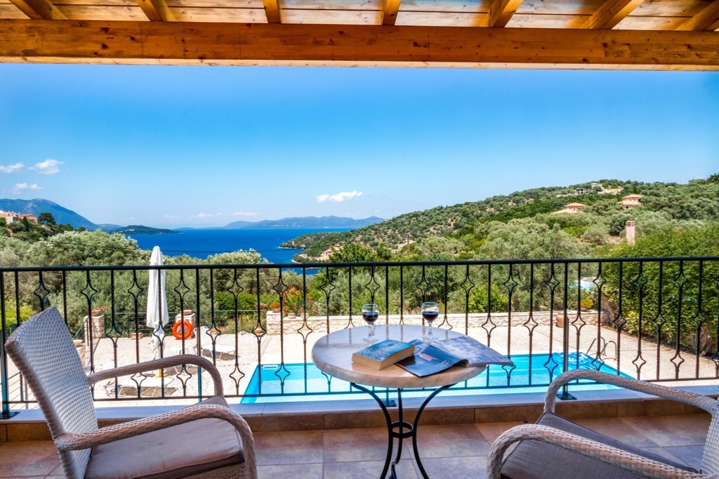 Βίλλα 138 τ.μ. πρός πώληση, Ν. Λευκάδας, Μεγανήσι