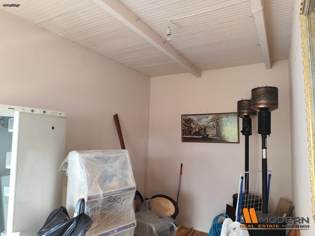 Επιχειρηματικό κτίριο 120 τ.μ. προς πώληση, Αμφιθέα Περάματος
