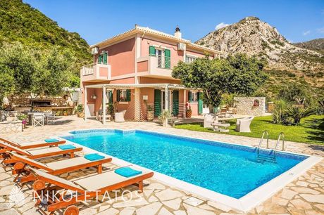 Villa 150 sqm for sale