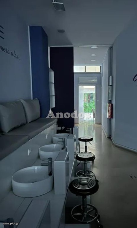 Κατάστημα 130 τ.μ. προς ενοικίαση, Αγία Βαρβάρα Δάφνης