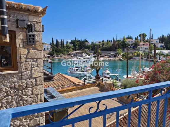 Hotel 327 sqm for sale, Argosaronikos Islands, Spetses