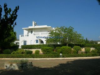 Βίλλα 400 τ.μ. για πώληση
