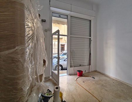 Κατάστημα 21 τ.μ. προς ενοικίαση