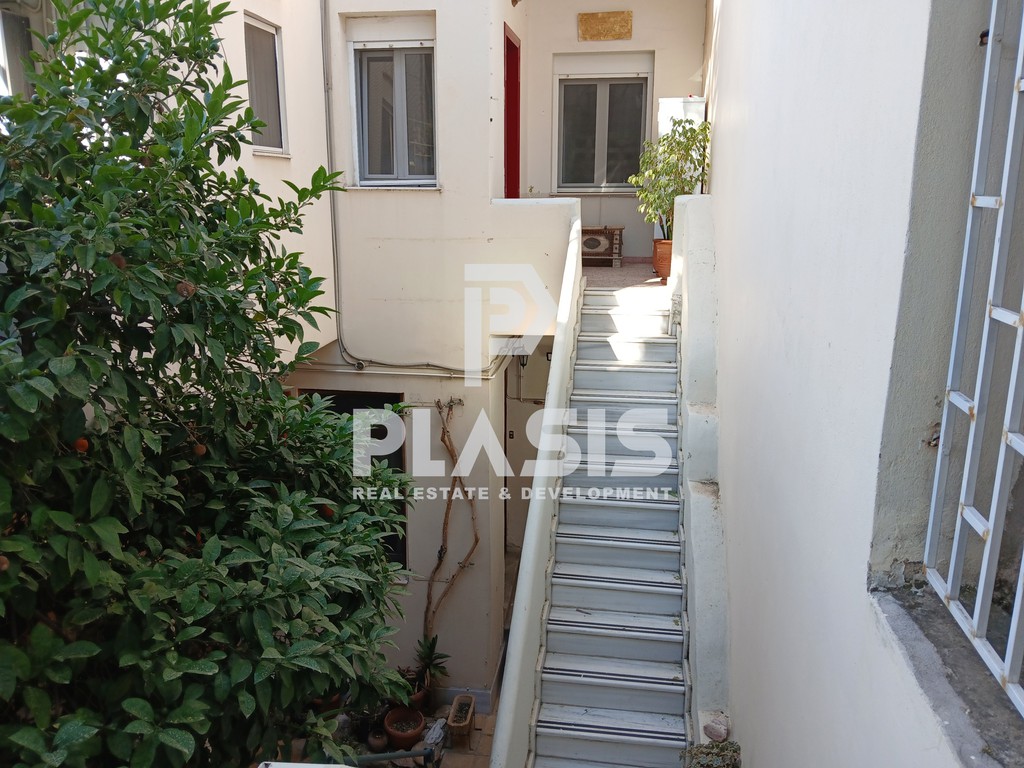 Επιχειρηματικό κτίριο 291 τ.μ. προς πώληση, Κεραμεικός