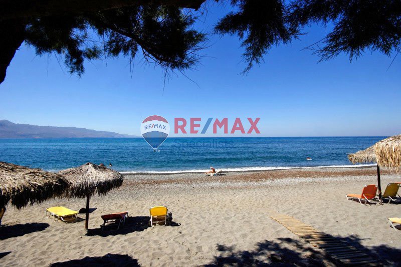 Οικόπεδο 6.688 τ.μ. προς πώληση, Ταυρωνίτης
