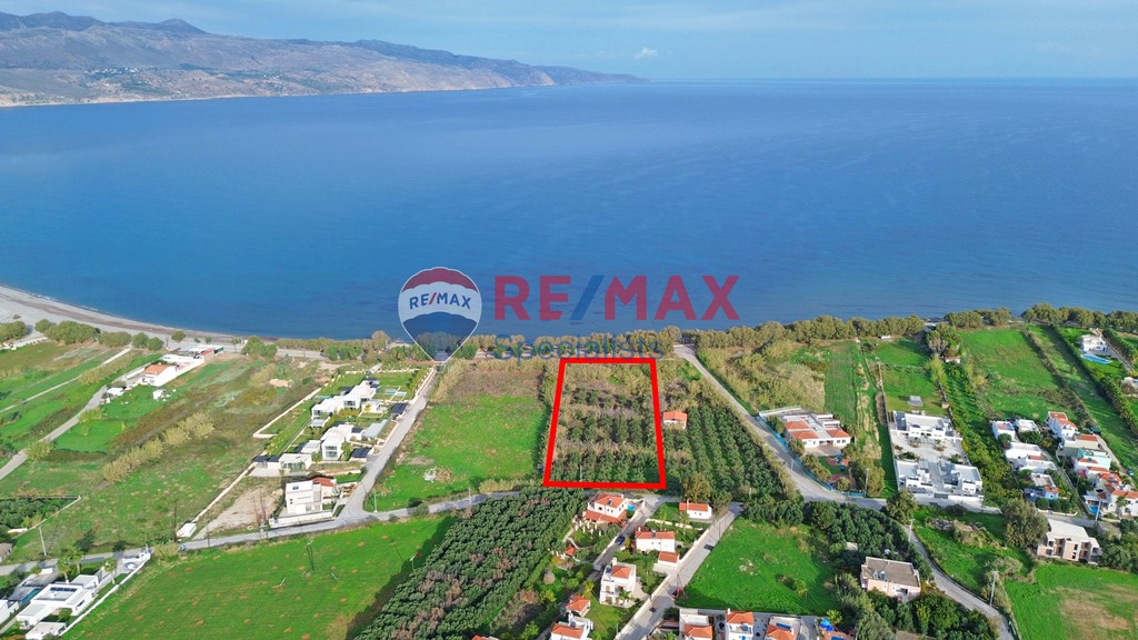 Οικόπεδο 6.688 τ.μ. προς πώληση, Ταυρωνίτης