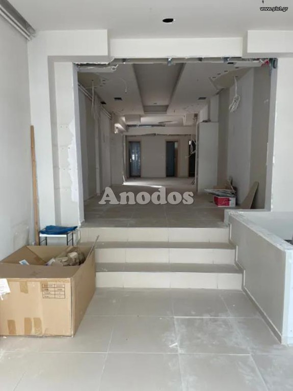 Κατάστημα 120 τ.μ. προς ενοικίαση, Πλατεία Ντάβαρη