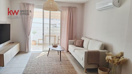 Apartment 90sqm for rent-Larnaca (Center)