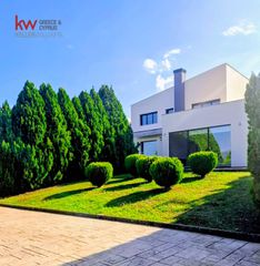 Βίλλα 360 τ.μ. για ενοικίαση