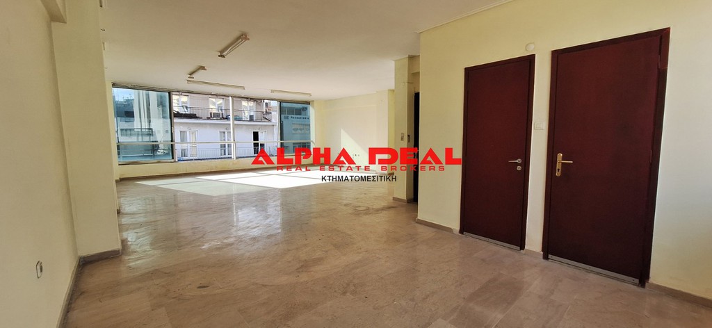 Office 86 sqm for rent, Piraeus, Port