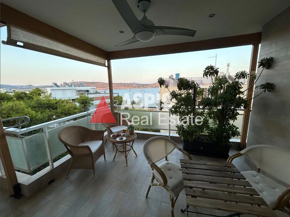 Apartment 130 sqm for rent, Athens - South, Vari - Varkiza