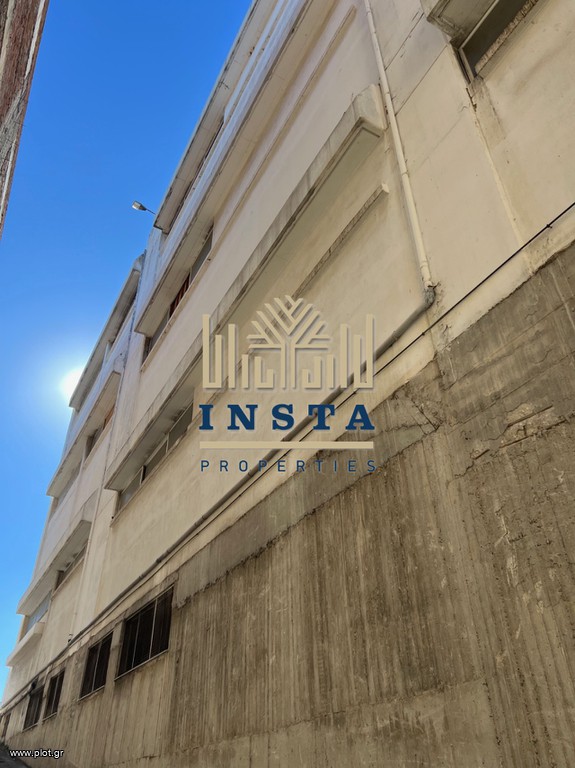 Επιχειρηματικό κτίριο 4.440 τ.μ. πρός πώληση, Αθήνα - Ανατολικά Προάστια, Γέρακας