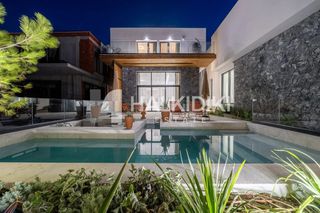 Μεζονέτα 230 τ.μ. για πώληση