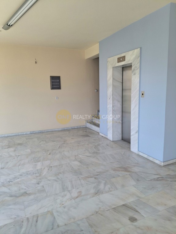Επιχειρηματικό κτίριο 570 τ.μ. πρός ενοικίαση, Αθήνα - Βόρεια Προάστια, Ηράκλειο