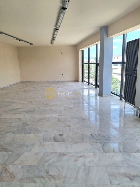 Επιχειρηματικό κτίριο 570 τ.μ. πρός ενοικίαση, Αθήνα - Βόρεια Προάστια, Ηράκλειο