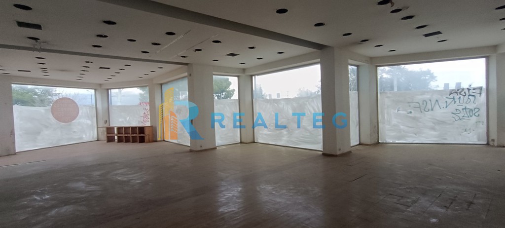 Επιχειρηματικό κτίριο 3.257 τ.μ. πρός πώληση, Αθήνα - Ανατολικά Προάστια, Γλυκά Νερά