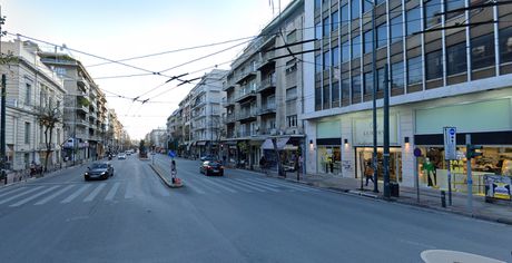 Store 404sqm for sale-Kentro » Platia Kanigos