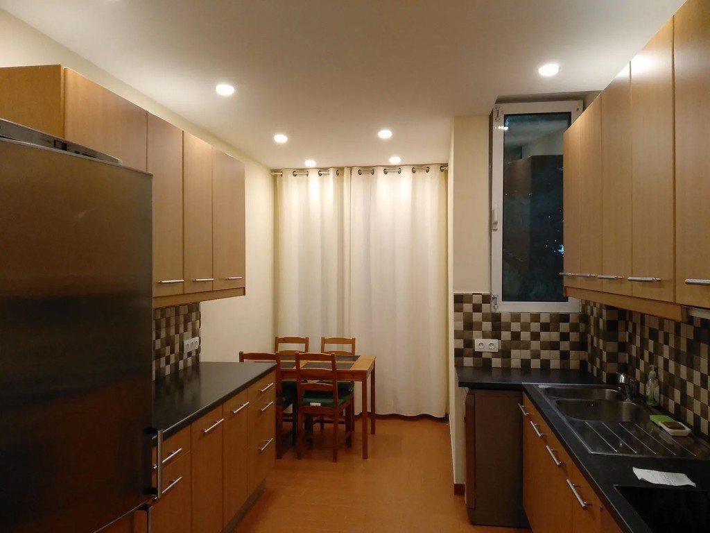Διαμέρισμα 142 τ.μ. πρός ενοικίαση, Αθήνα - Νότια Προάστια, Γλυφάδα