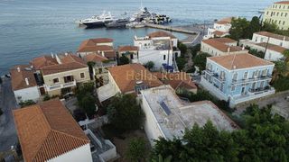 Συγκρότημα διαμερισμάτων 290 τ.μ. για πώληση