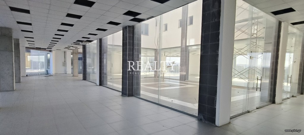 Κατάστημα 1.900 τ.μ. προς ενοικίαση, Πυλαία