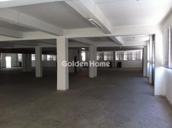 Industrial space 1.000 sqm for rent, Piraeus, Piraeus - Center