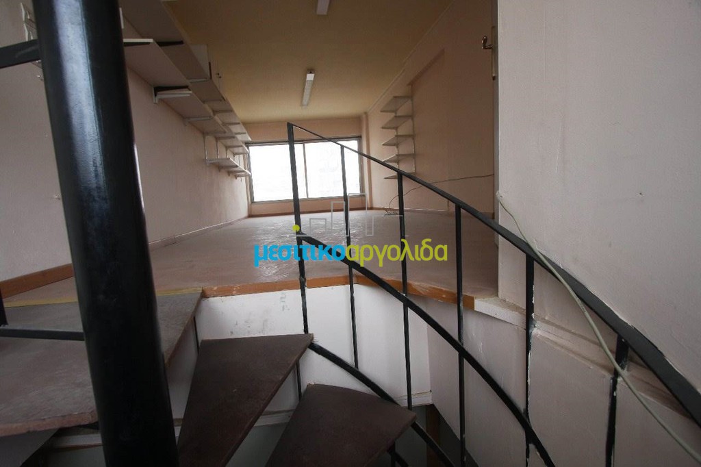 Store 90 sqm for rent, Argos