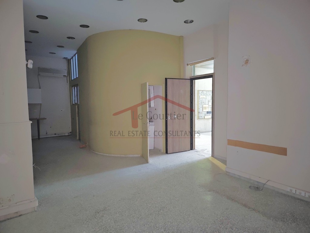 Κατάστημα 41 τ.μ. προς πώληση, Πλατεία Καρύτση