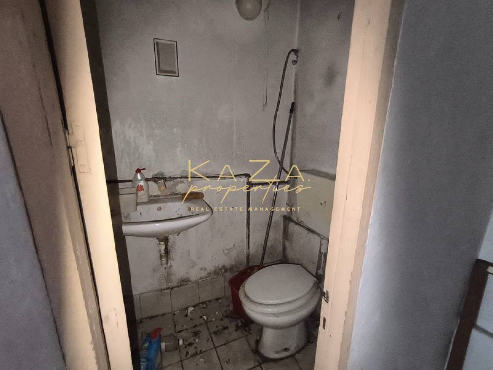 Κατάστημα 27 τ.μ. προς πώληση, Άγιος Γιώργιος - Τρωάδα