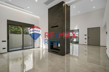 Detached home 285sqm for rent-Heraclion Cretes » Mesabelies