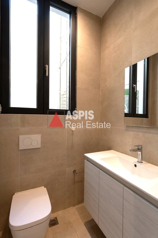 Γραφείο 220 τ.μ. πρός ενοικίαση, Αθήνα - Κέντρο, Εξάρχεια - Νεάπολη