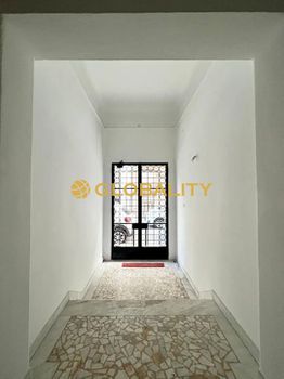 Επιχειρηματικό κτίριο 372τ.μ. για ενοικίαση-Εξάρχεια - νεάπολη