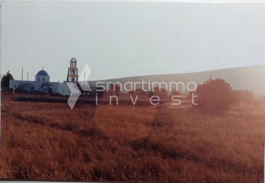 Αγροτεμάχια 1.096 τ.μ. προς πώληση, Θήρα
