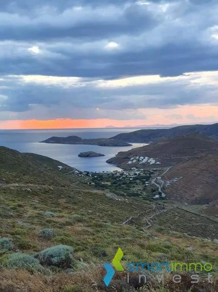 Αγροτεμάχια 44.000 τ.μ. προς πώληση, Επισκοπή Κύθνου