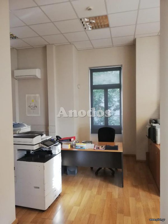 Επιχειρηματικό κτίριο 740 τ.μ. προς πώληση, Ομόνοια Αθήνας