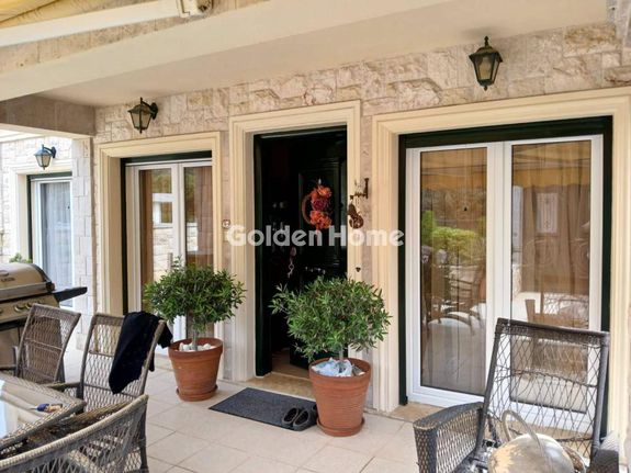 Maisonette 200 sqm for sale, Rest Of Attica, Kouvaras