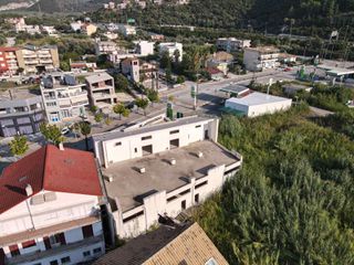 Κατάστημα 594 τ.μ. για ενοικίαση