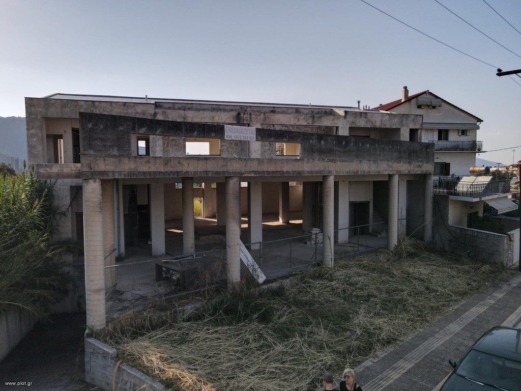 Κατάστημα 594 τ.μ. πρός ενοικίαση, Θεσπρωτία, Ηγουμενίτσα