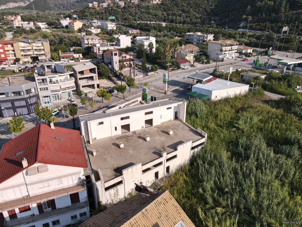 Κατάστημα 594 τ.μ. πρός ενοικίαση, Θεσπρωτία, Ηγουμενίτσα