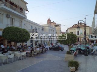 Κατάστημα 82 τ.μ. για πώληση, Ζάκυνθος, Περιοχη Χώρας-thumb-2