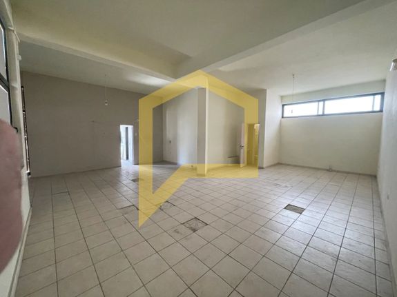 Αίθουσα 135 τ.μ. για ενοικίαση, Αθήνα - Νότια Προάστια, Βάρη- Βάρκιζα