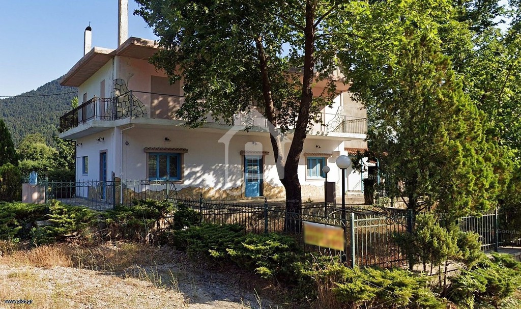 Κατάστημα 326 τ.μ. πρός πώληση, Ευρυτανία, Καρπενήσι