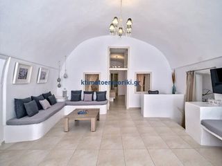 Βίλλα 170 τ.μ. για πώληση, Κυκλάδες, Σαντορίνη-thumb-14